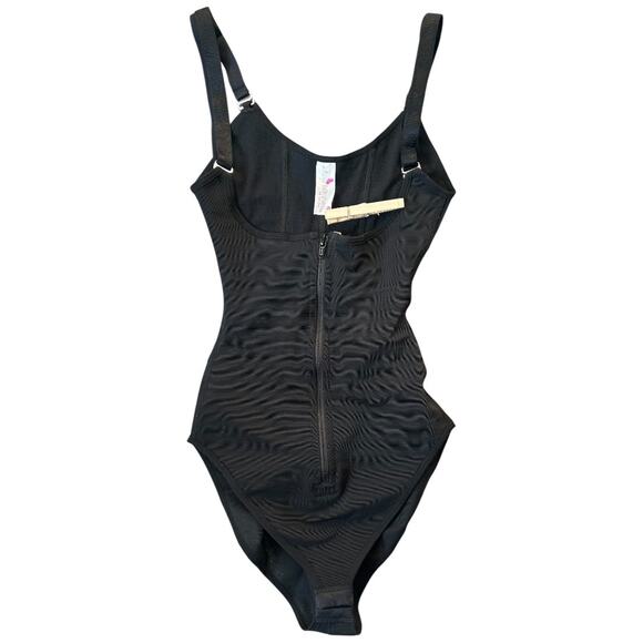 NWOT Ann Michell Briana Post-Surgery Open Bust Bodysuit Hourglass Shapewear S - Picture 8 of 11